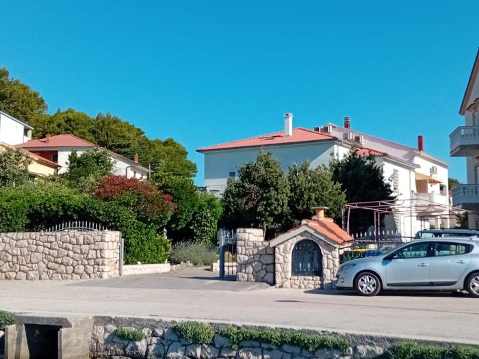 Apartment Kristofor-Rab, Palit