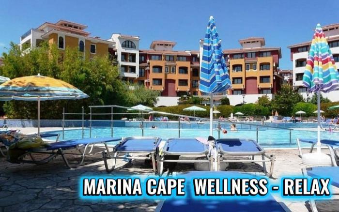 MARINA CAPE & WELLNESS-RELAX NummeR 34-31
