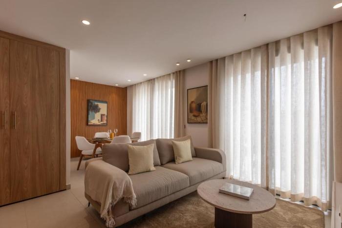 Bright apartment in the heart of Gauthier
