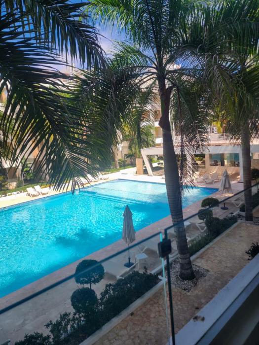 2 Bedroom Apartment With Pool and Beach Access