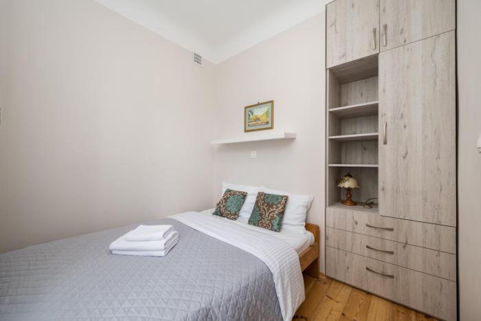 Świętojerska Comfort Apartment by BookingHost