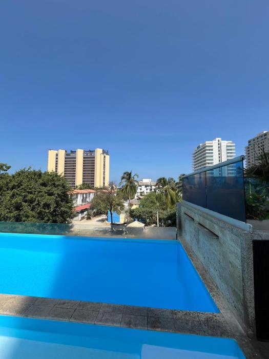 Apto luxury de 3 hab, 6 a 8 personas, a 3 min de la playa, Santa Marta