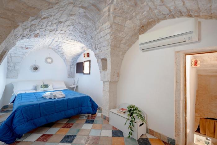 Domus Magistri