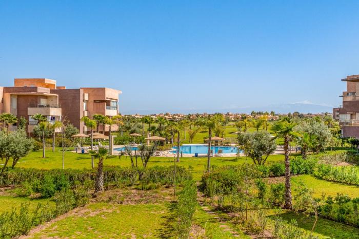 Superbe appart terrasse vue golf & Atlas