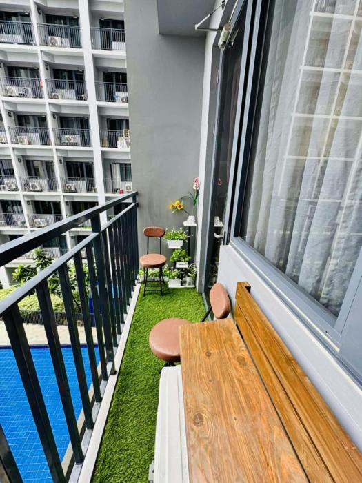 Elegant Pool View Shore 2 Residences Tower 1