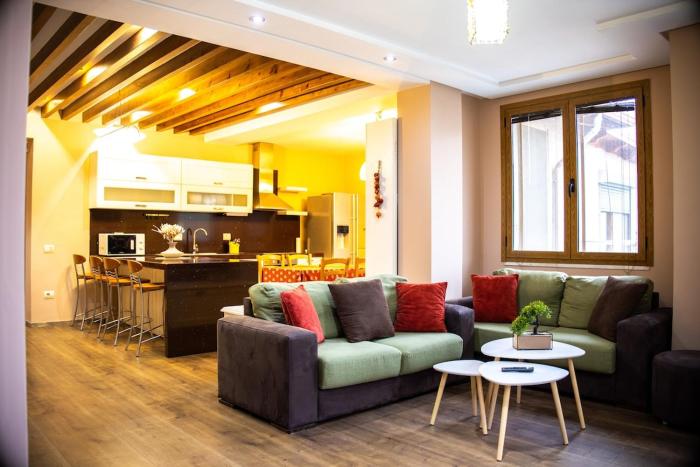 Luxury Penthouse Gym and free parking on Vollga Promenade by SS
