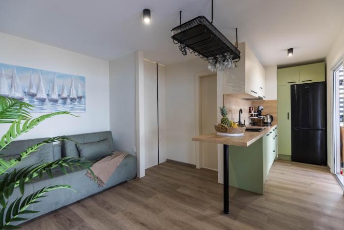 Mobile house on sea side Turanj
