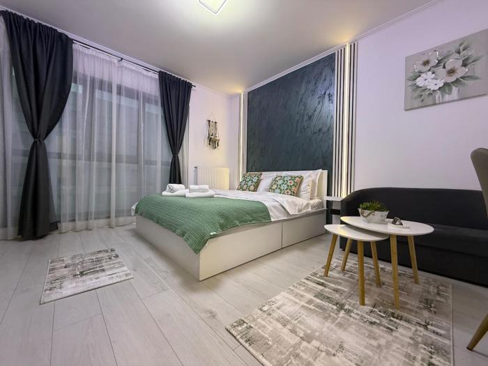 Emerald Heaven Studio 2