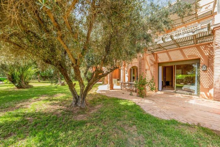 Palm Nest 3 Bedrooms, Gardens & Pool