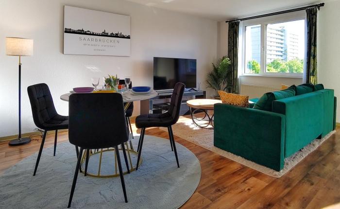 NestlyStay - City Apartment- Free Parking - Balkon