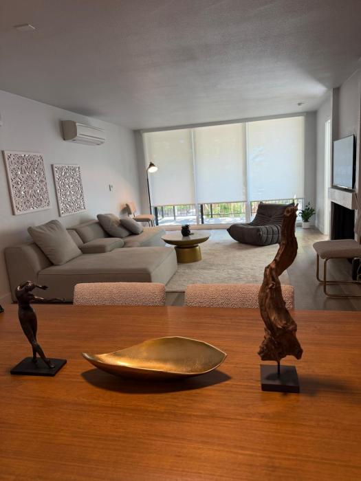 Luxury Marina Del Rey 2Bedroom Apartment