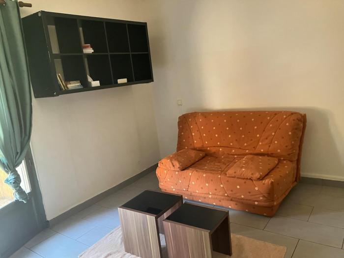 City studio with patio