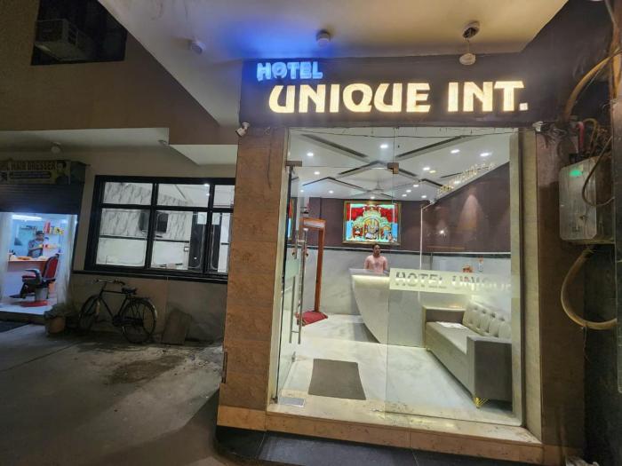 Hotel unique international
