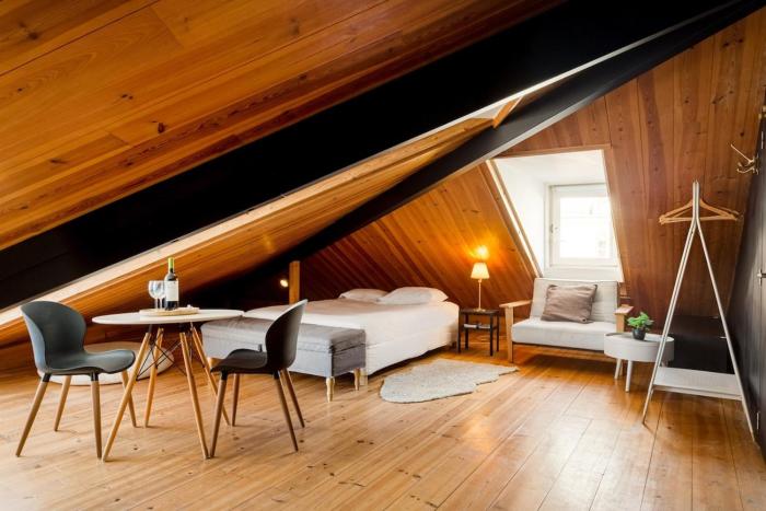 Historical Lisbon Sé Loft | Top Floor Lifestyle