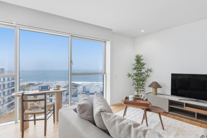 Sal D’Ouro Skyline & Sea Views