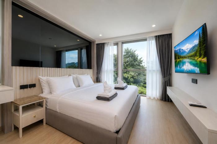 Ozone 2 Bed Condominium in Splendid Laguna Area