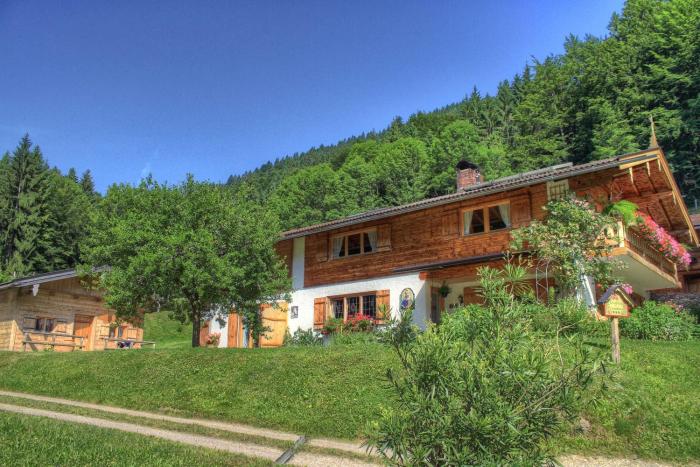 Ferienwohnungen Kimpfbeck, Kreuth-Schärfen