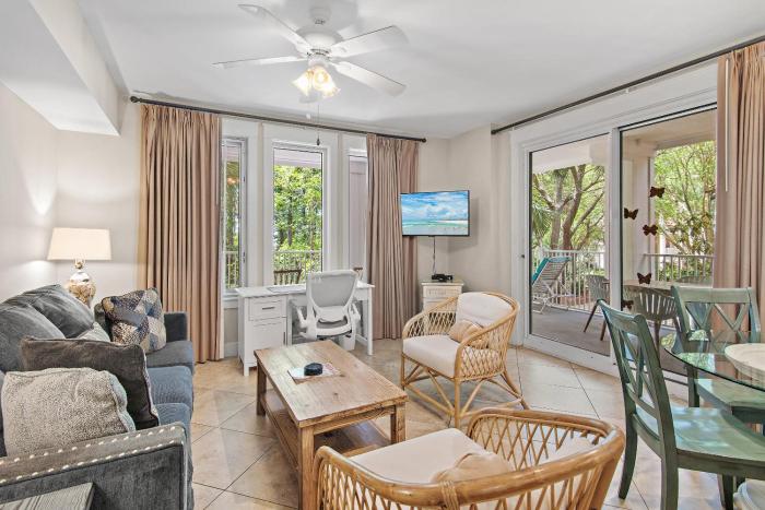 Market Street Inn 232234 - Emerald Escape
