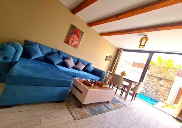 Cozy Apartment 1 Broom at Bali F11