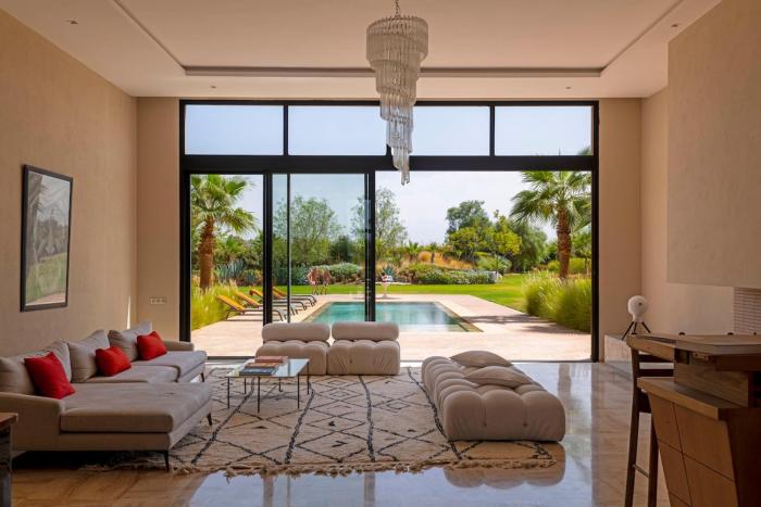 Contemporary villa - 4 suites and pool