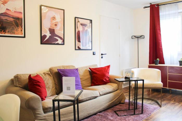 Bright apartment close to Stade de France