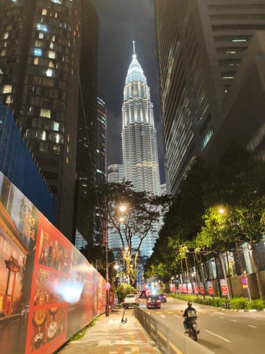 Sky Suites KLCC Luxury Apartment near Twin Tower