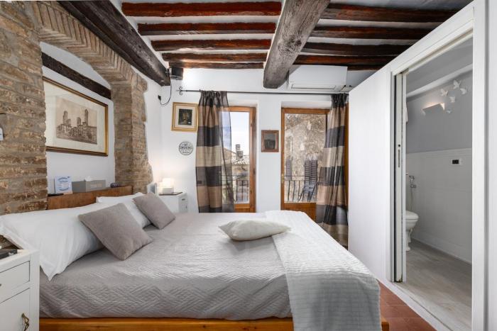 Charme Cugnanesi - 2 room apartment in the medieval heart