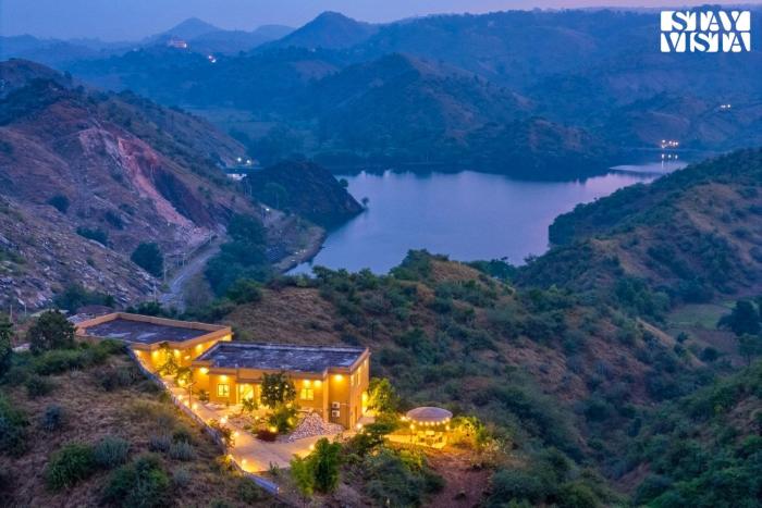 StayVista at Nilaya In The Hills with Lake View, Pool