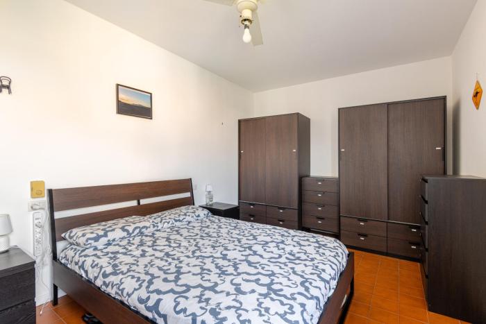 Stanza doppia bagno en suite metro M3