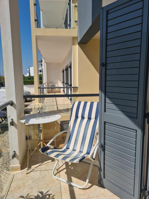 Alvor Oasis with Pool and Sunny Balconies