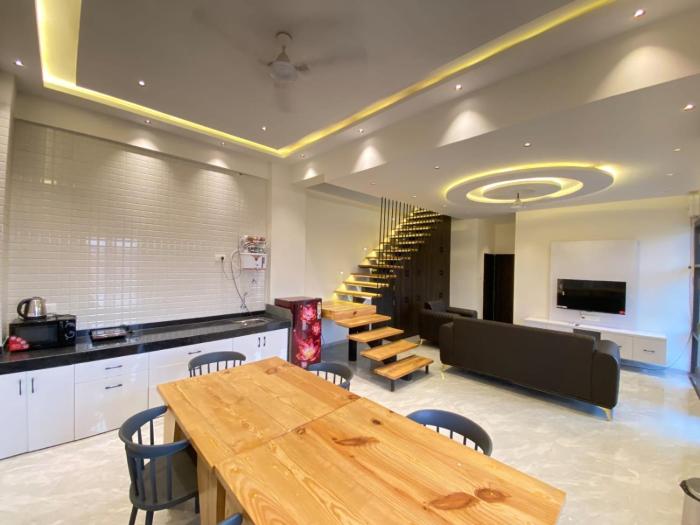 Basilica Villa 3 BHK with Pool BY Phoenix Stays