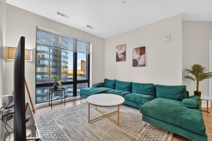 Spacious & Modern 2BR 2BA unit in assembly square