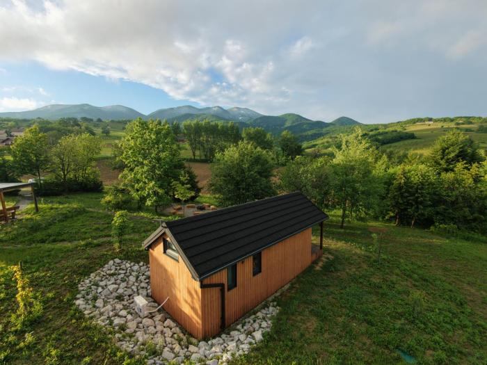 Dushka Mountain Cabin