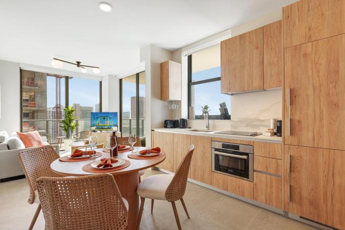 CRO-2401 Luxury Corner 2 Bedrooms in Downtown Miami