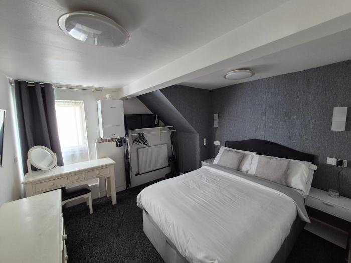1 bed flat