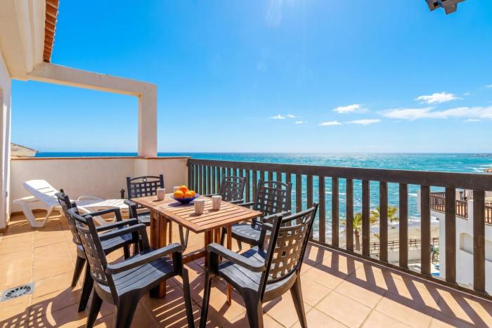 Puerta Del Mar Penthouse Beachfront - Happy Rentals