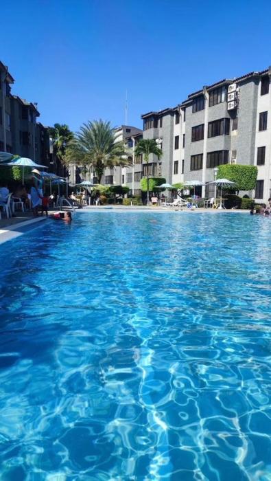 Colibri Pool 6 Guests Higuerote
