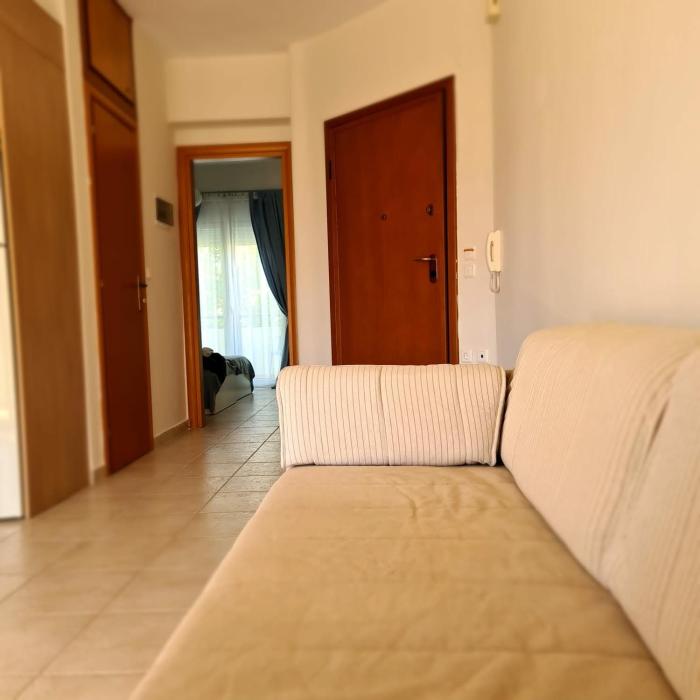 Small budget apartment for vacation for two