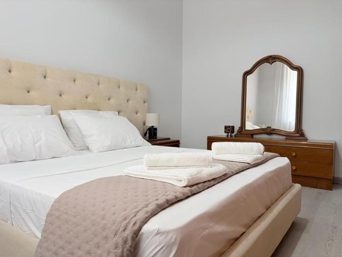 NEOMA Sarandë Modern Stay in the City Center