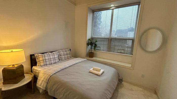 Private Room in Homestay with Full Home Access