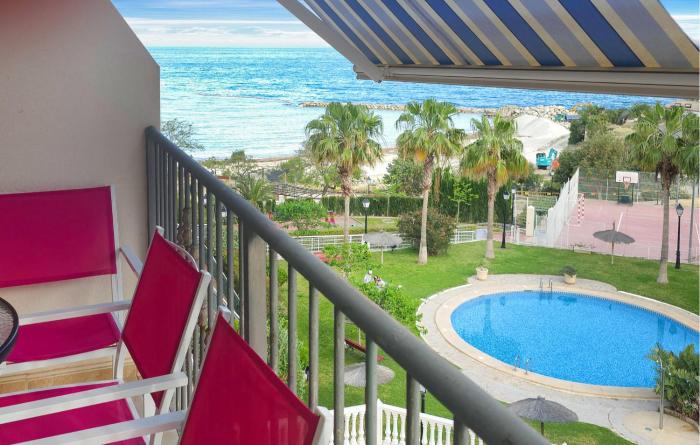 Stunning Apartment In El Campello