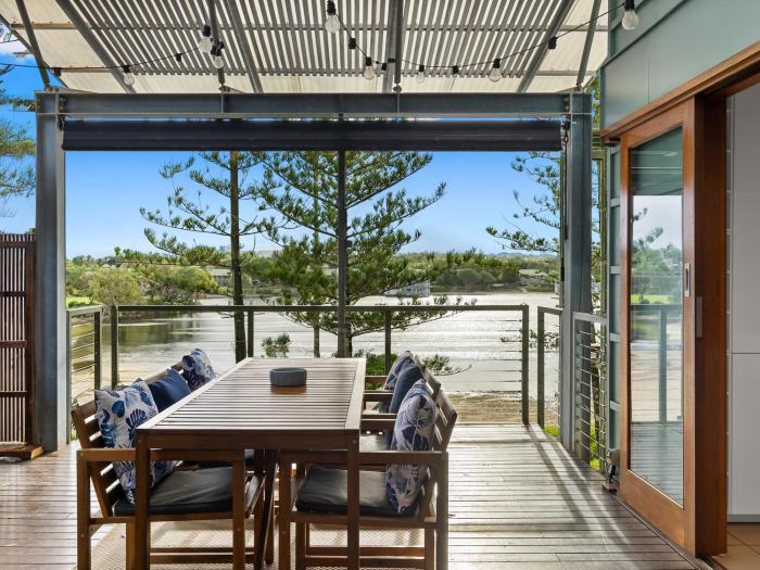 Twin Waters 3 Bedroom Lake View Villa