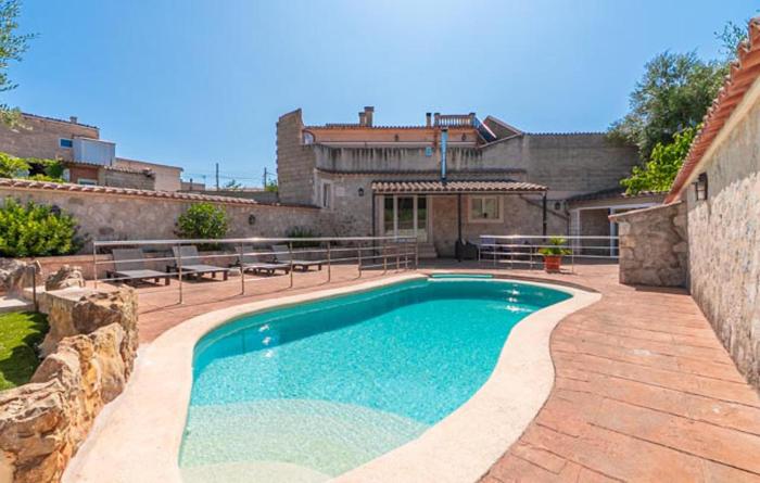 Nice Home In Maria De La Salut