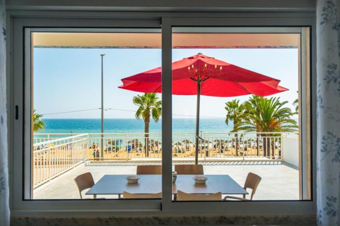 Solar da Praia Beachfront Terrace 2Bedroom