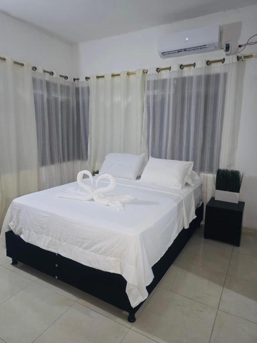 Hotel Montserrat Luxury