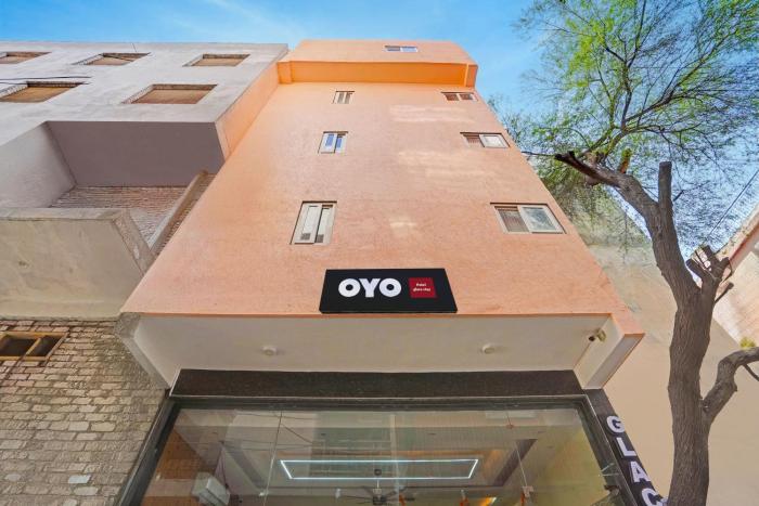 Hotel O Glace Stay