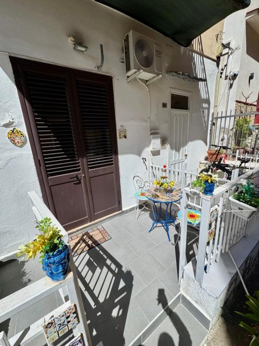 Ninni Mondello House