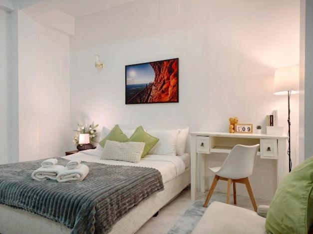Xin Hotel at Udomsuk 25