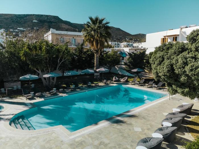 Polos Hotel Paros