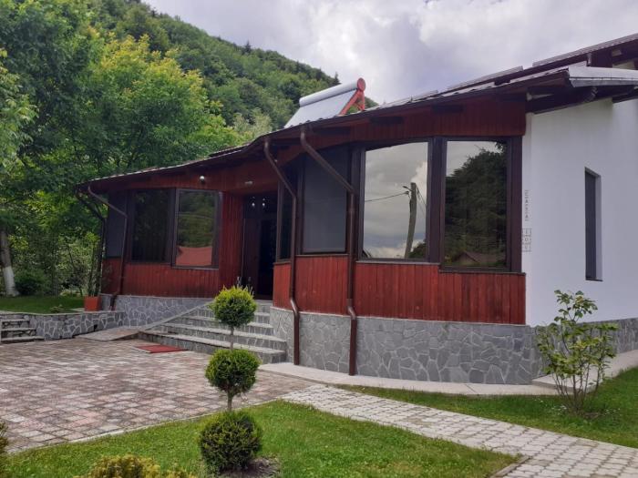 La Păstrăvărie ,,Casa Iov,,